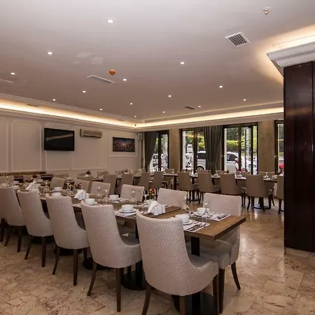An Grand Hotel 4*